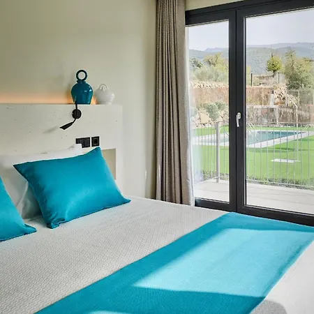Boutique Molino De Enmedio 4* Hueneja
